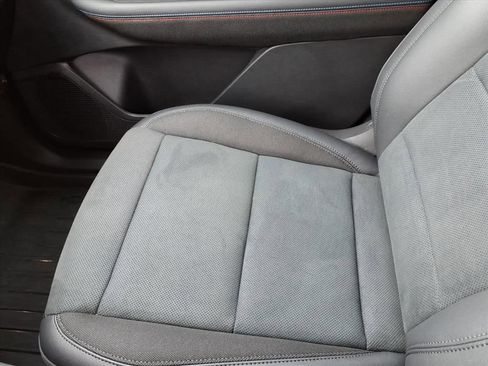 Used 2024 Chevrolet Blazer EV RS image 28