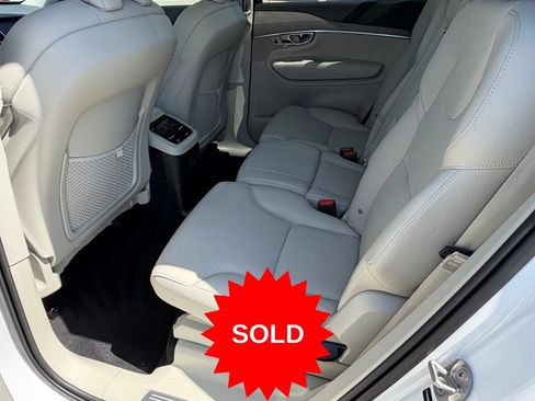 Certified 2025 Volvo XC90 T8 Plus AWD/4WD image 28
