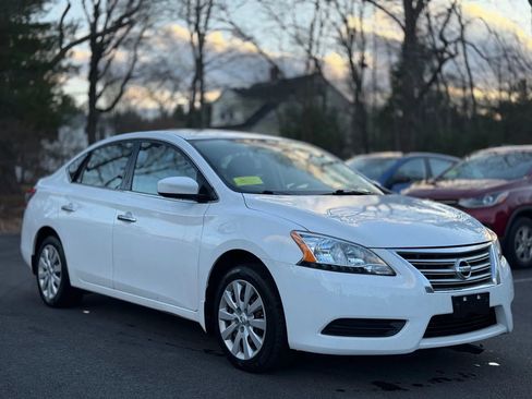 Used 2015 Nissan Sentra S image 3