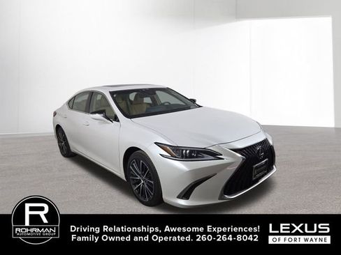 Used 2023 Lexus ES 350 w/ Premium Package image 5