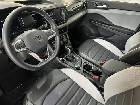 Used 2023 Volkswagen Taos SEL image 12