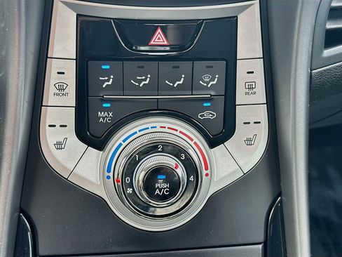 Used 2011 Hyundai Elantra Limited FWD image 21