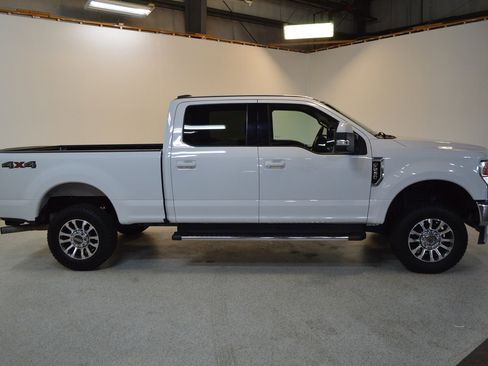 Used 2020 Ford F250 Lariat w/ Lariat Value Package image 2