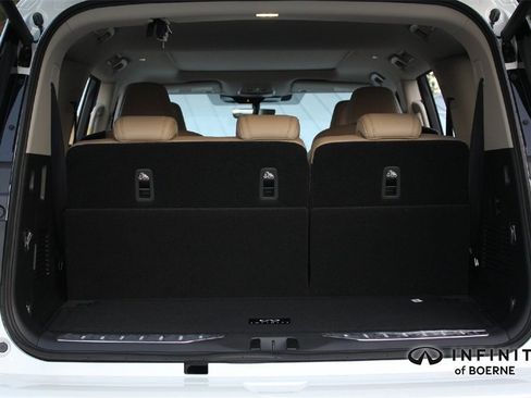New 2026 INFINITI QX80 Pure image 21
