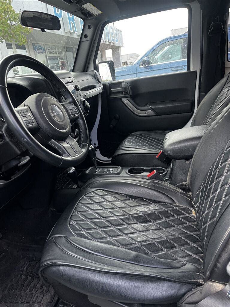 Used 2017 Jeep Wrangler Sport AWD/4WD image 7