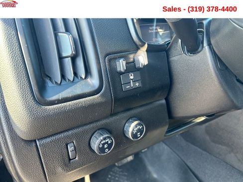 Used 2019 Chevrolet Colorado LT w/ Redline Special Edition image 27