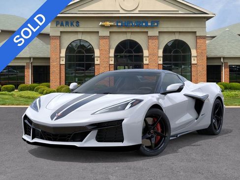 New 2026 Chevrolet Corvette E-Ray image 7