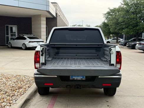Used 2018 Honda Ridgeline Sport image 5