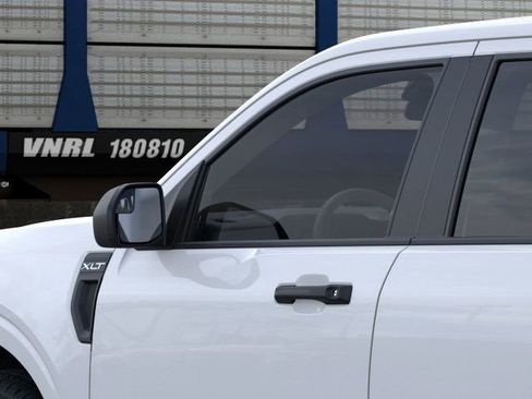 New 2026 Ford Maverick XLT image 25