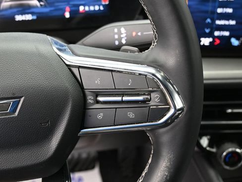 Used 2024 Chevrolet Traverse LS w/ Midnight/Sport Edition FWD image 18