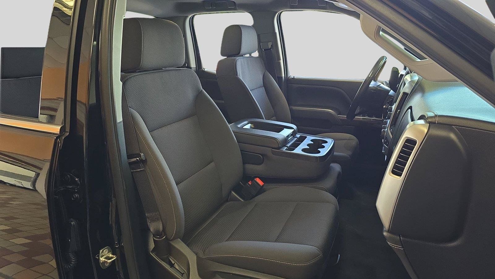 Used 2018 GMC Sierra 1500 SLE w/ SLE Value Package AWD/4WD image 14