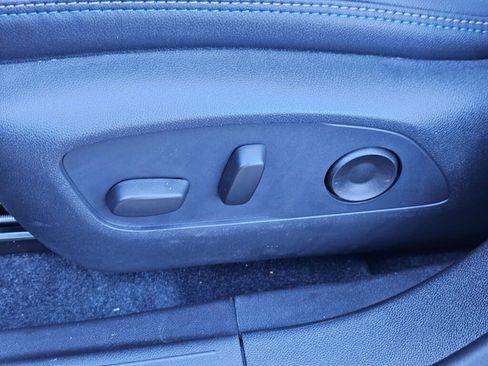 New 2026 Chevrolet Equinox EV LT image 30