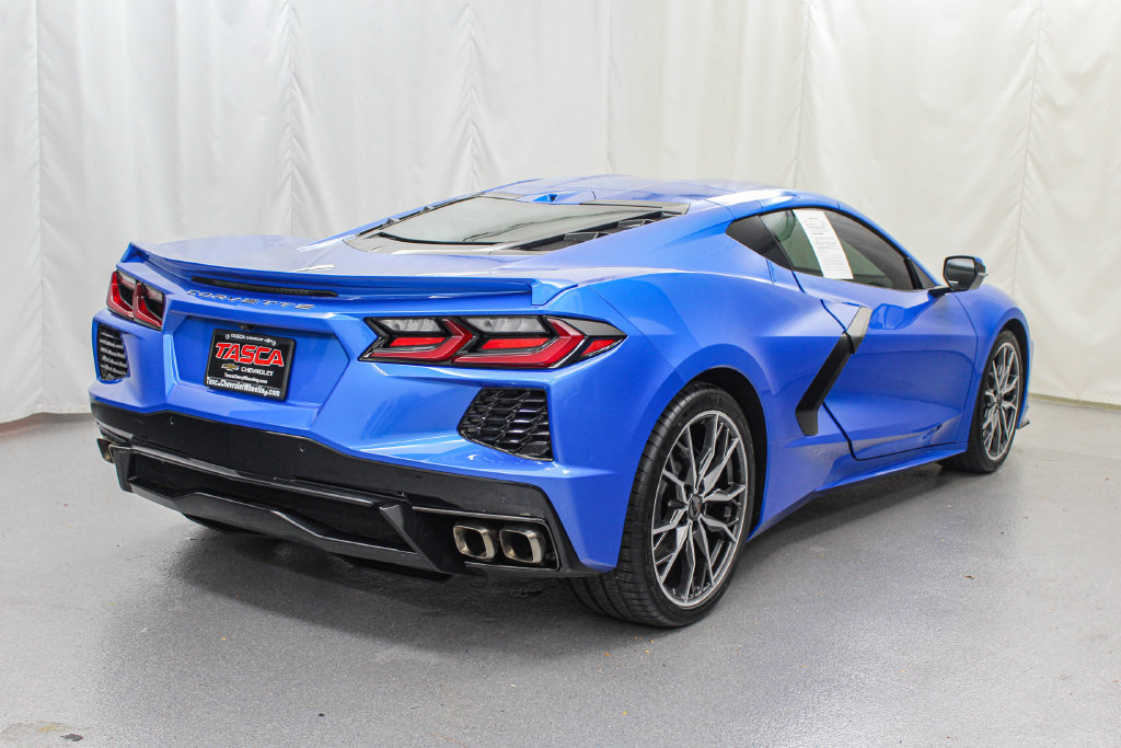 Used 2025 Chevrolet Corvette Stingray Preferred Cpe w/ Stealth Interior Trim Package RWD image 9