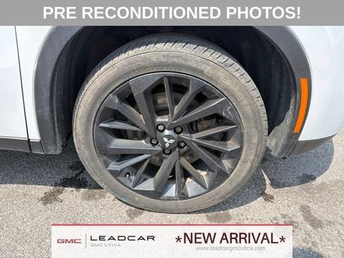 Used 2023 Mitsubishi Outlander SE Black Edition AWD/4WD image 9