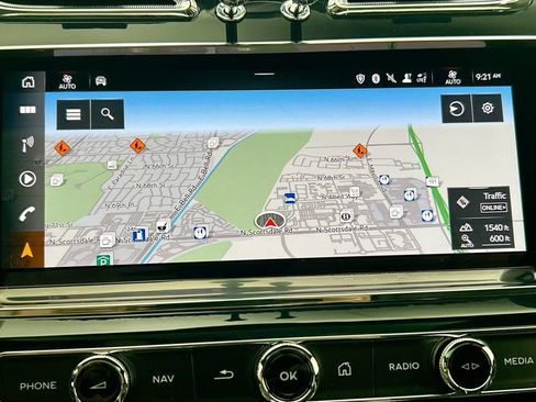 Used 2023 Bentley Bentayga Speed AWD/4WD image 14