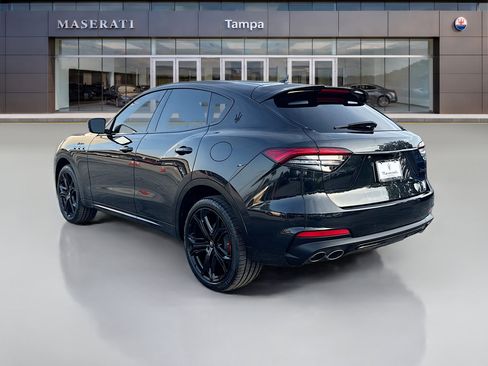 Used 2022 Maserati Levante Modena AWD/4WD image 5