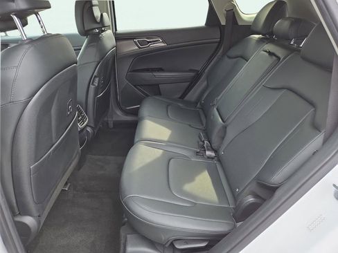 Certified 2023 Kia Sportage EX image 20