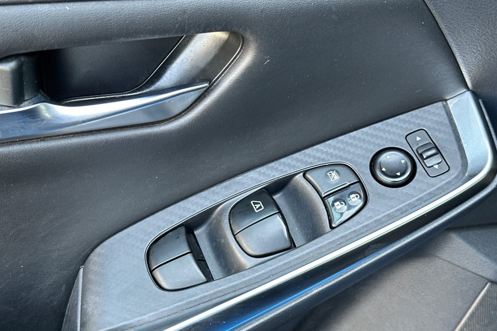 Used 2022 Nissan Sentra SR FWD image 12