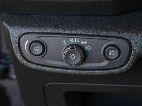 Used 2023 Chevrolet TrailBlazer LT w/ LPO, Blackout Package FWD image 26
