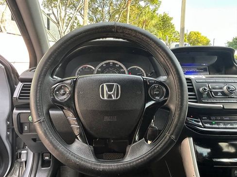 Used 2016 Honda Accord LX image 16