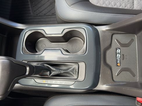 Used 2019 Chevrolet Colorado Z71 AWD/4WD image 22