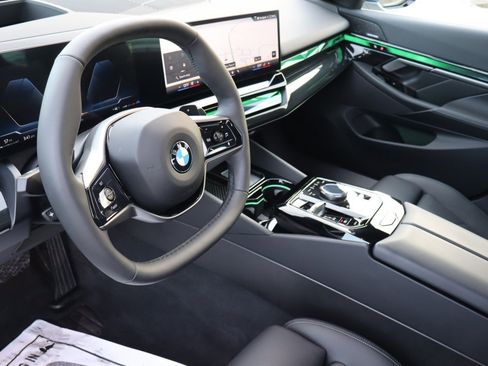 Used 2026 BMW 540i xDrive image 9
