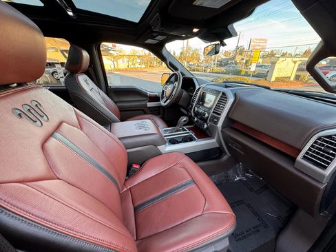 Used 2019 Ford F150 King Ranch w/ Equipment Group 601A Luxury AWD/4WD image 12