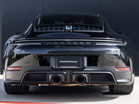 Certified 2026 Porsche 911 Carrera GTS RWD image 12
