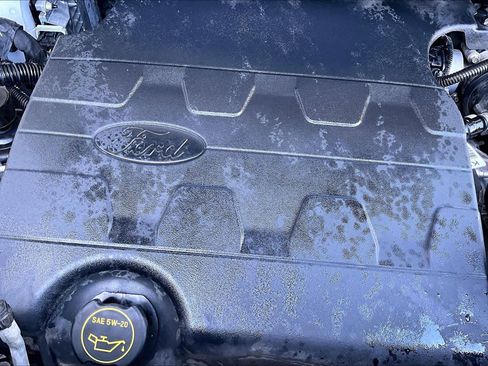 Used 2018 Ford Edge SEL w/ Equipment Group 201A image 32