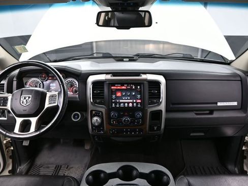 Used 2017 RAM 1500 Laramie w/ Convenience Group image 24