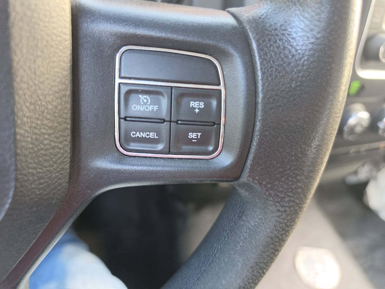 Used 2018 RAM 2500 Tradesman w/ Power & Remote Entry Group RWD image 22
