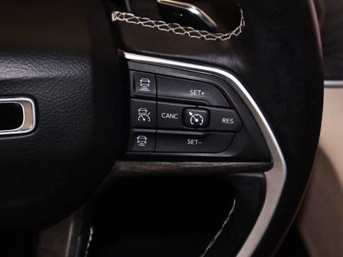 Used 2021 Jeep Grand Cherokee L Limited AWD/4WD image 29