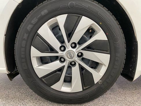 Used 2023 Nissan Altima 2.5 S image 23