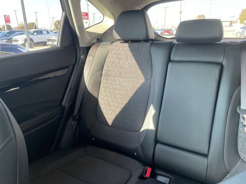 Used 2025 Kia Seltos S image 38