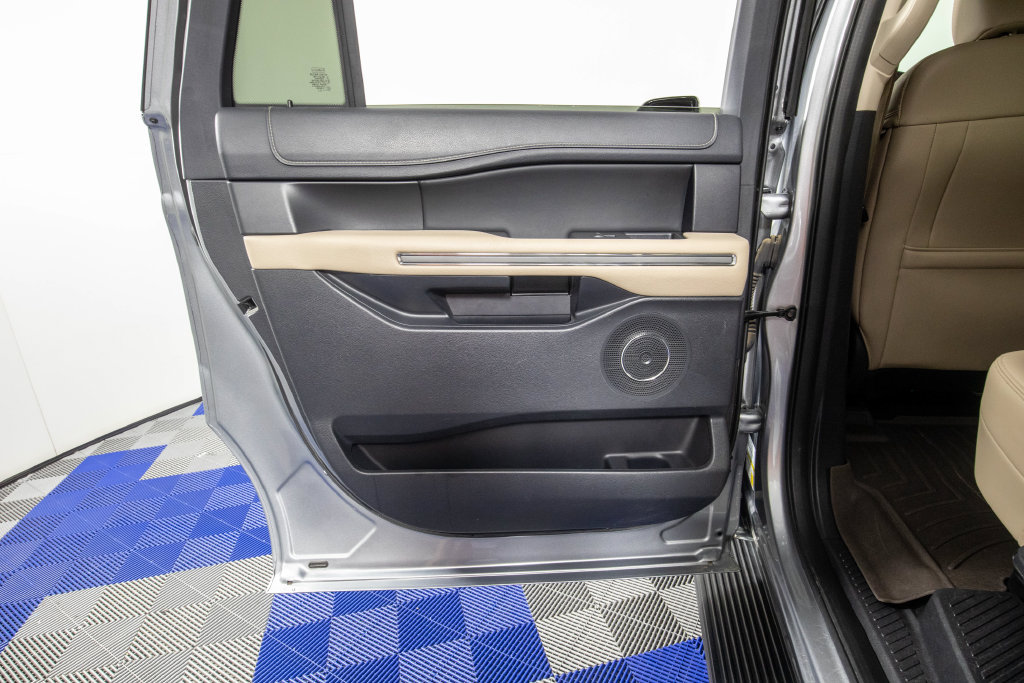Used 2024 Ford Expedition Max XLT RWD image 15