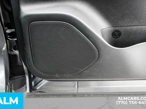 Used 2022 Nissan Rogue SL w/ SL Premium Package image 50