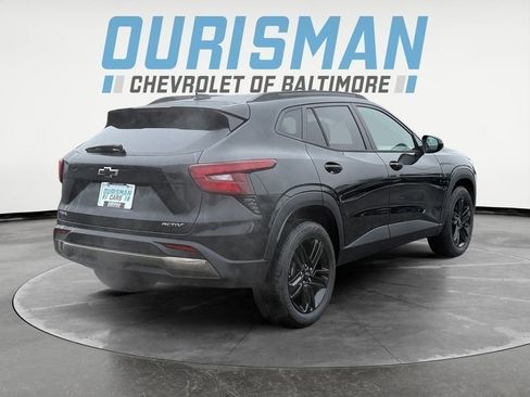 New 2026 Chevrolet Trax ACTIV w/ Sunroof Package FWD image 6