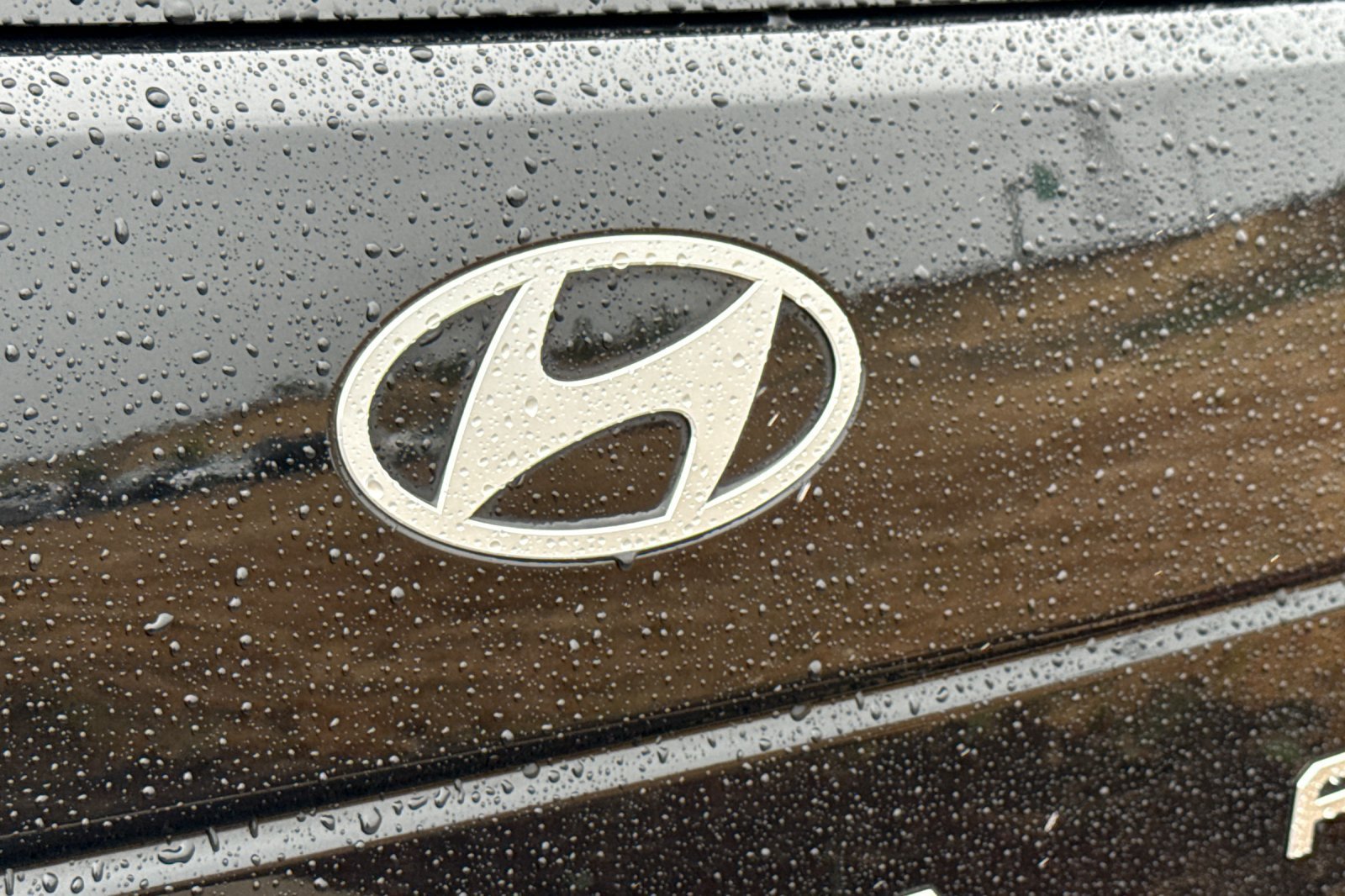 Used 2024 Hyundai Santa Fe Limited AWD/4WD image 33