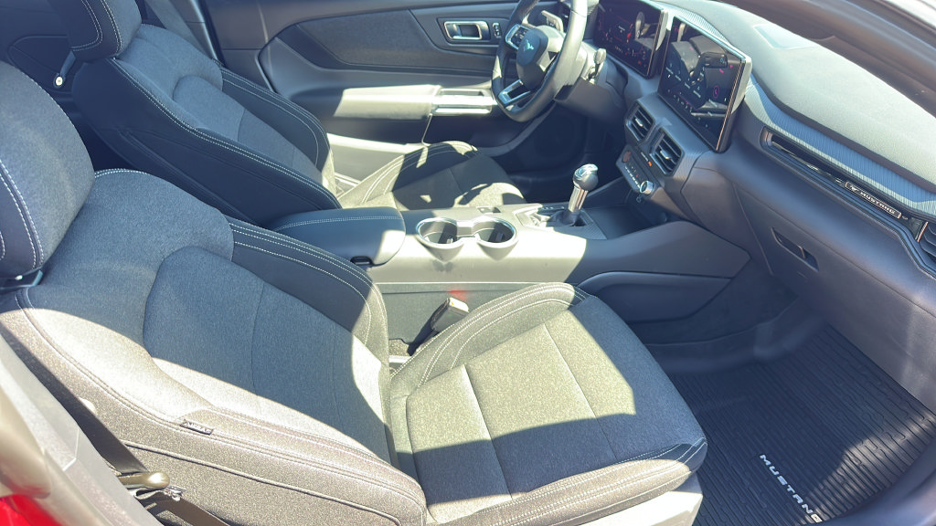 Used 2026 Ford Mustang Coupe RWD image 19