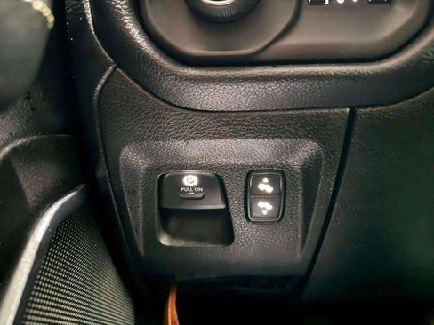Used 2022 RAM 1500 Laramie RWD image 21