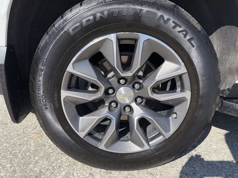 Used 2023 Chevrolet Tahoe LS image 38