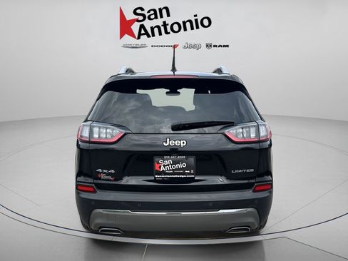 Used 2019 Jeep Cherokee Limited AWD/4WD image 7