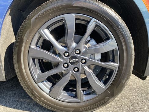 Used 2024 Chevrolet Equinox RS FWD image 13