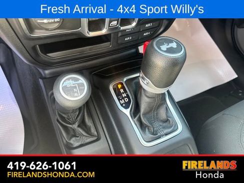 Used 2021 Jeep Wrangler Unlimited Sport AWD/4WD image 26