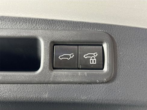 Used 2023 Lexus RX 350 Premium w/ Accessory Package AWD/4WD image 38
