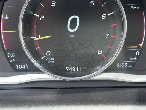 Used 2015 Volvo XC60 T5 Premier w/ Proximity Package FWD image 16