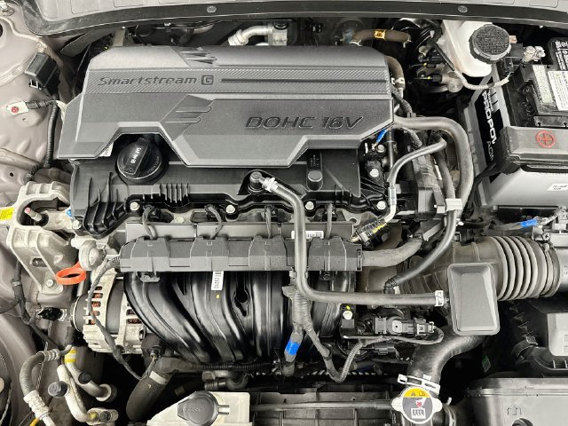Used 2021 Hyundai Elantra SEL FWD image 36
