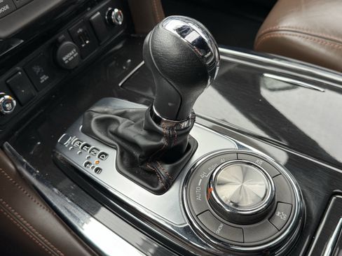 Used 2019 Nissan Armada Platinum w/ Captain's Chairs Package image 31