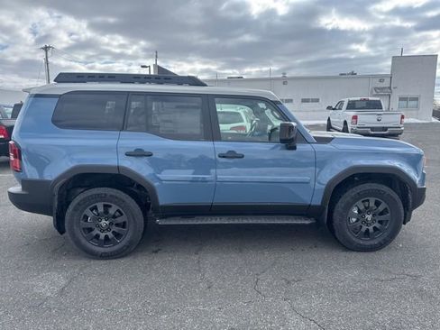 New 2026 Toyota Land Cruiser image 7