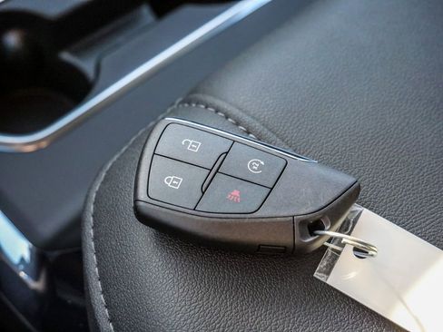 New 2026 GMC Sierra 3500 SLE w/ SLE Convenience Package image 32